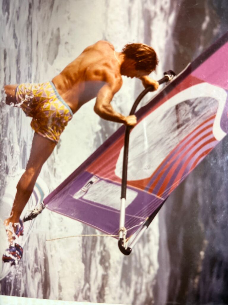 201a0425 6f0f 454f 817b F5ae1b7e9d00